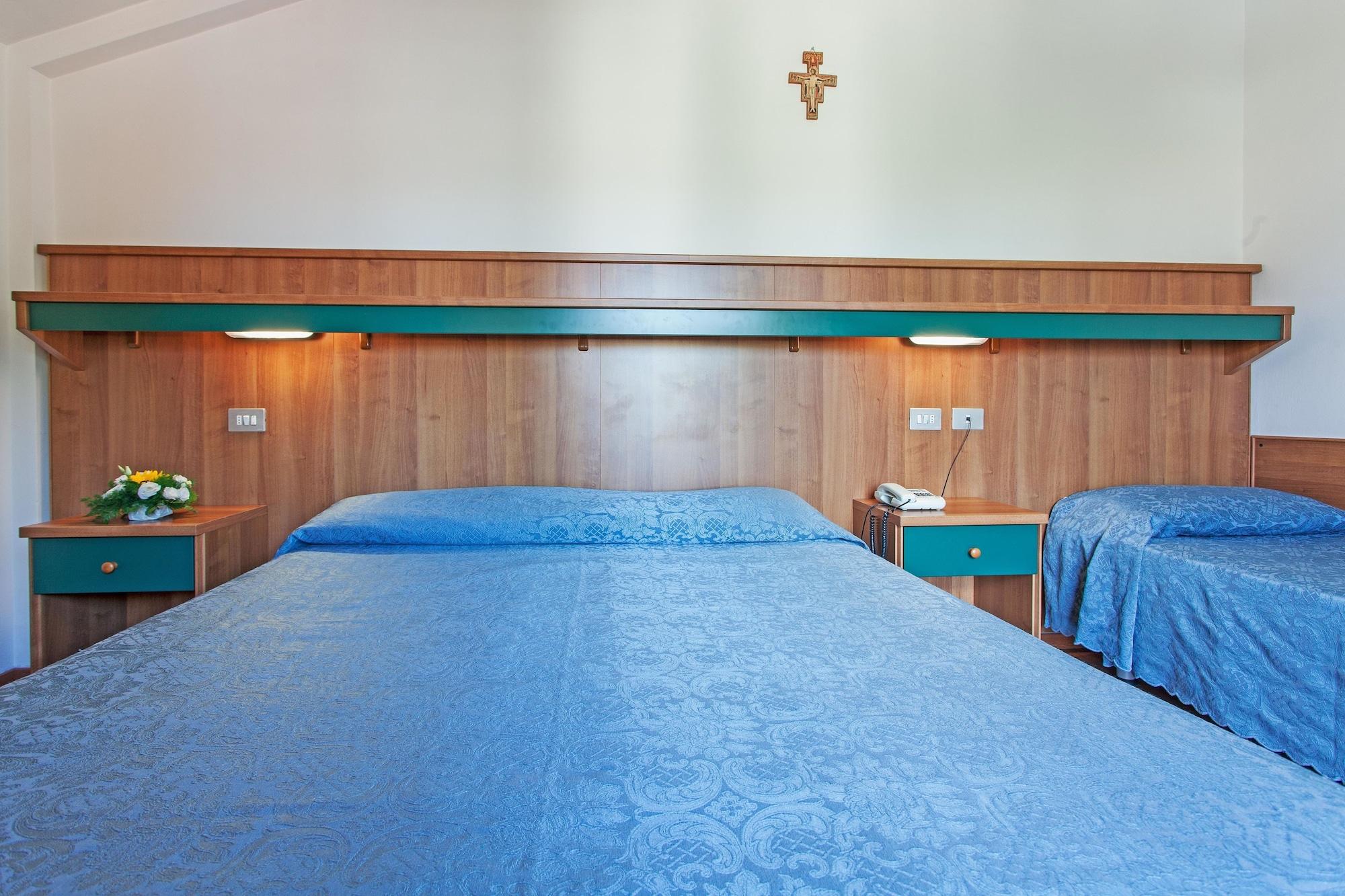 Hotel Los Angeles Assise Extérieur photo