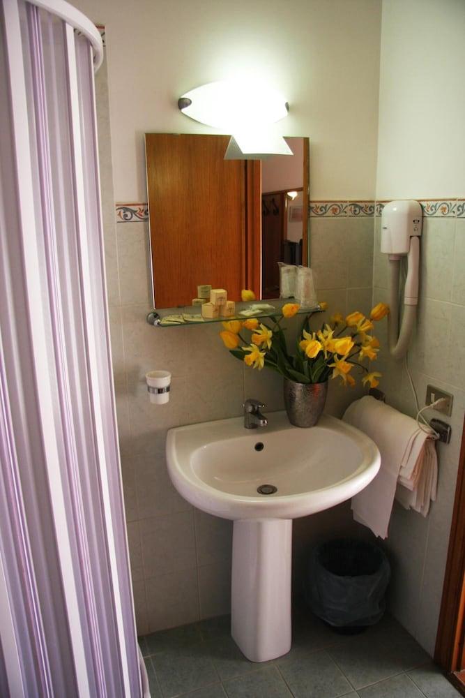 Hotel Los Angeles Assise Extérieur photo