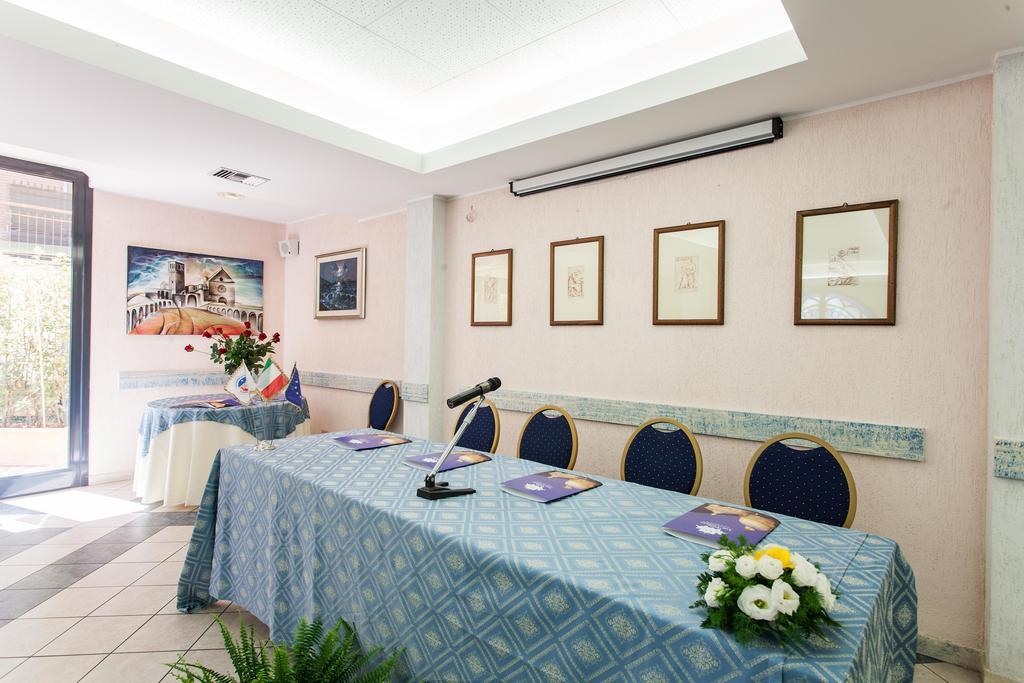 Hotel Los Angeles Assise Extérieur photo